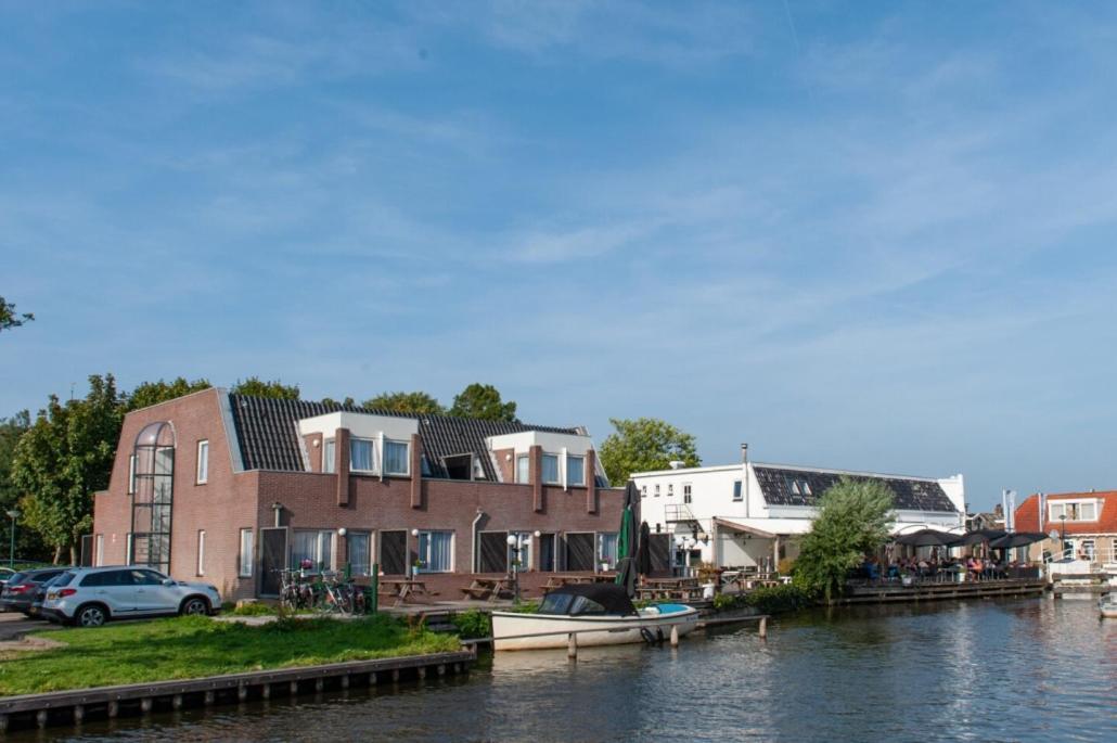 De Watersport Heeg Hotel Eksteriør billede