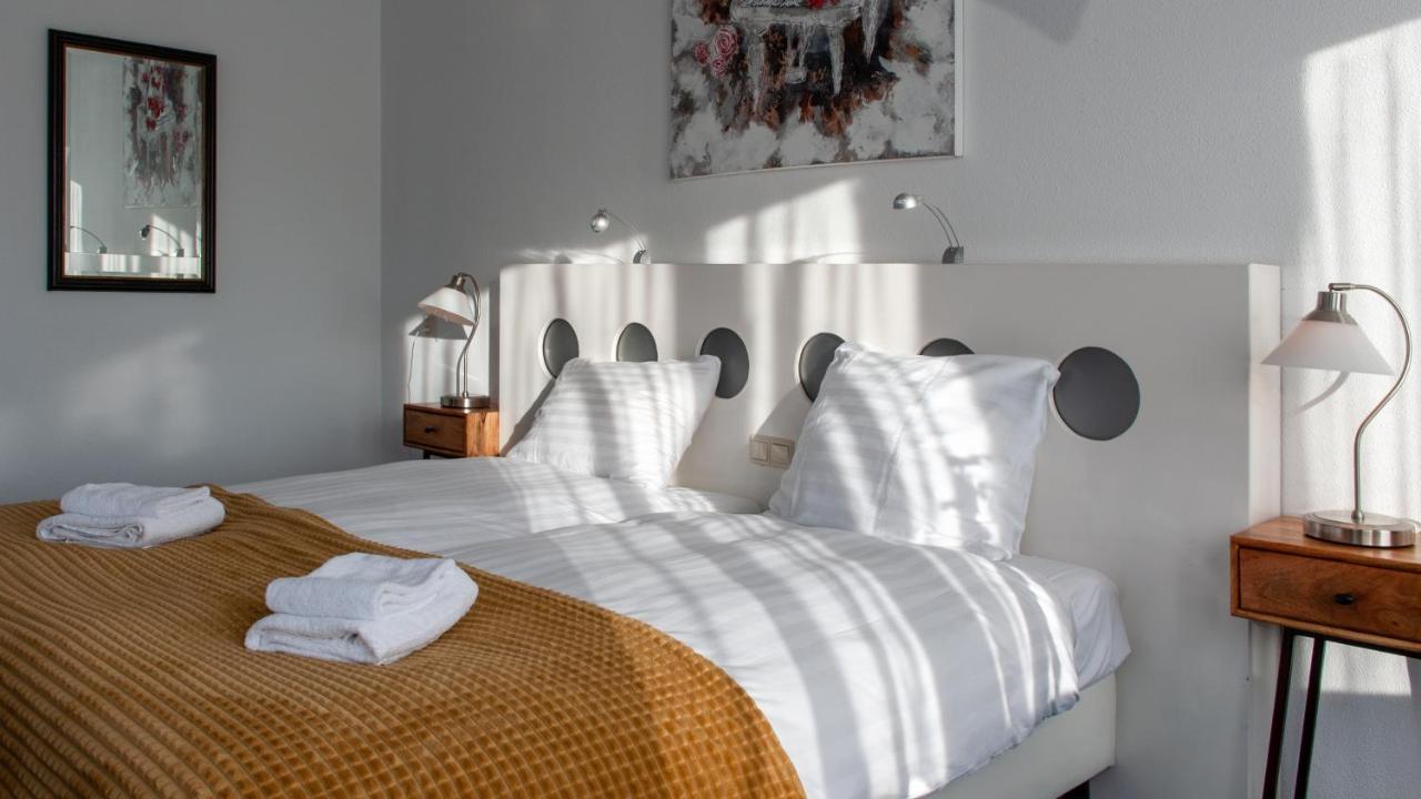 De Watersport Heeg Hotel Eksteriør billede